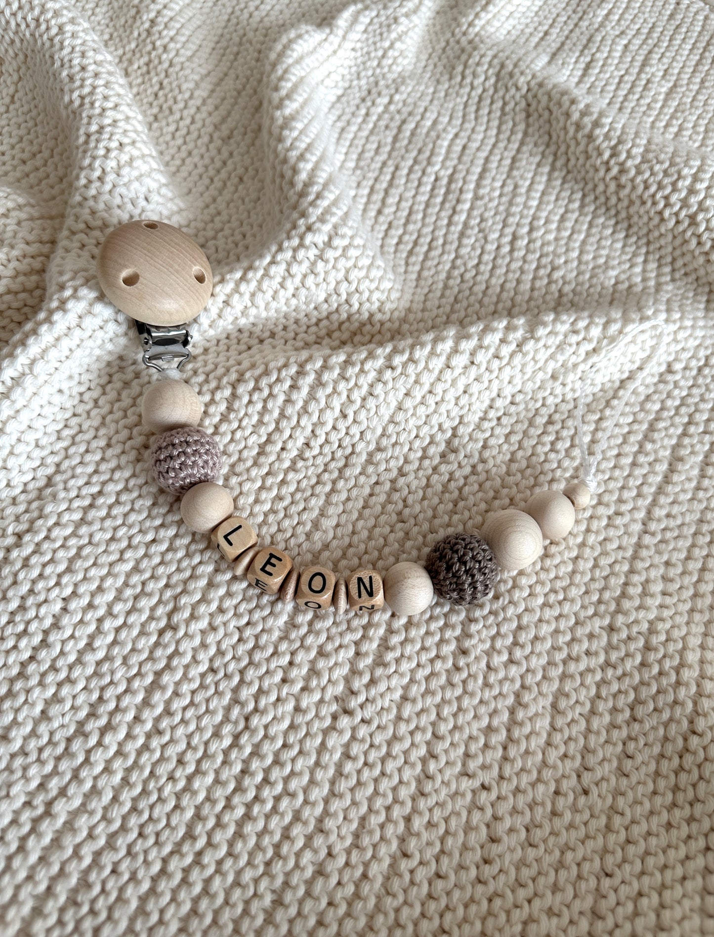 Schnullerkette „TAUPE“
