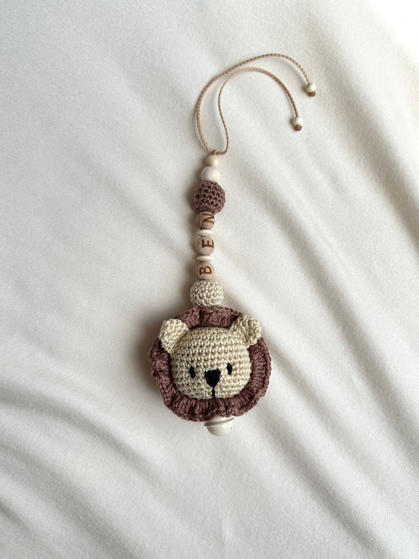 Babyschalenanhänger „LEO“
